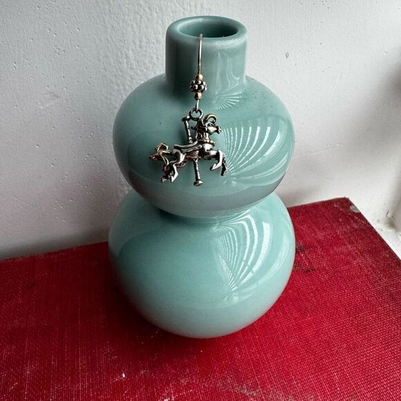 Vintage Sterling Silver Carousel Horse Dangle Earring - Picture 2 of 5